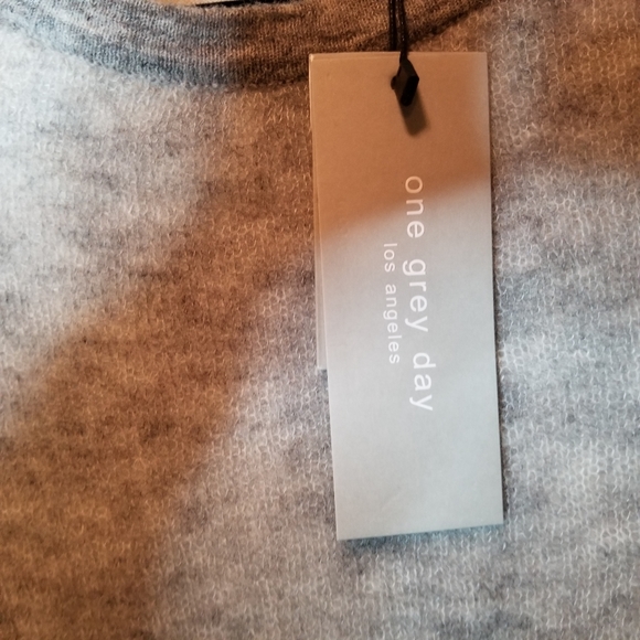 One Grey Day Cassie Layered Sweater - Picture 3 of 13